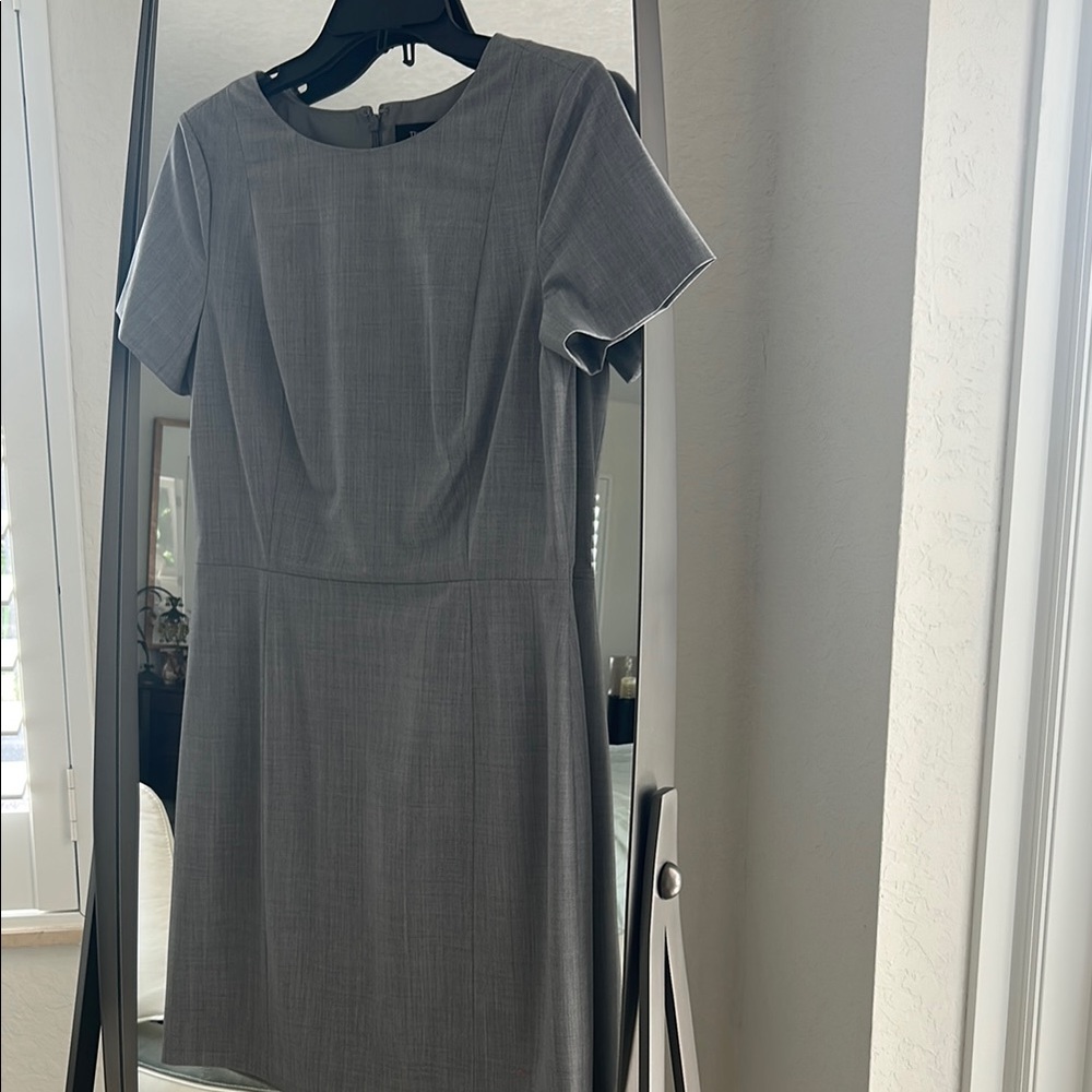 Theory Gray Sheath Mini Dress Crew Neck Short Sleeve